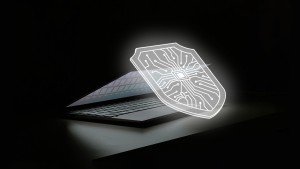 Schild aus CPU Strängen vor Laptop